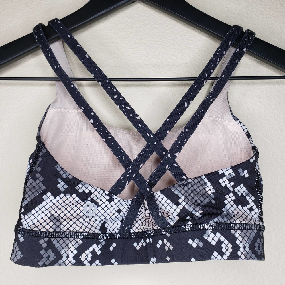 Lululemon Energy Bra Ziggy Snake Gray Sports Bra Sz 2